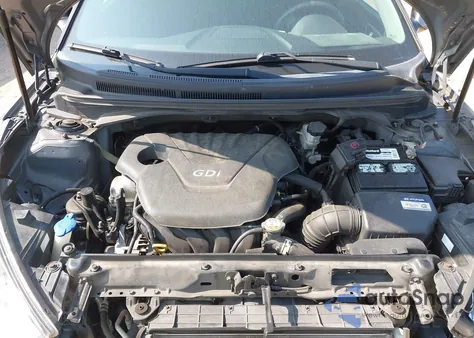 2016 Hyundai Veloster из США, поврежденный, VIN KMHTC6AD9GU284901